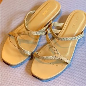 Woven Strappy Women's Flats. Gold Woven Neutral Beige Sandals Size 7 Kanaas